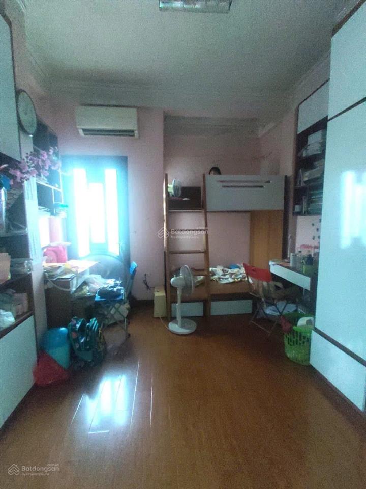 Siêu nhà hoàng tăng bí 5 tầng, mặt ngõ ô tô tránh, xây kiên cố, tiện kinh doanh, ở sướng giá hời