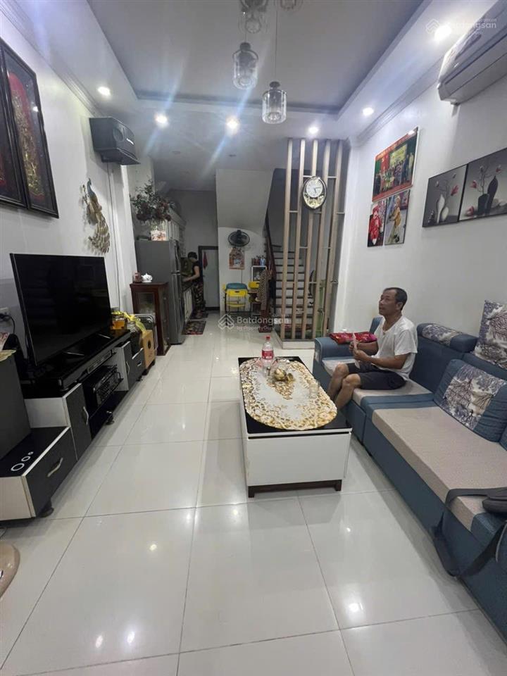 Nhà đẹp gia quất 31m , gần chợ , trường