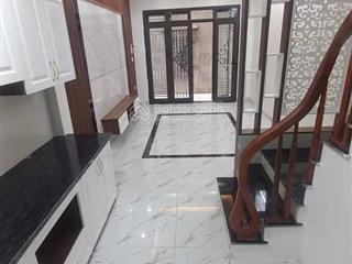 Bán nr 30m2 tại đức giang, 5,39 tỷ . gần oto