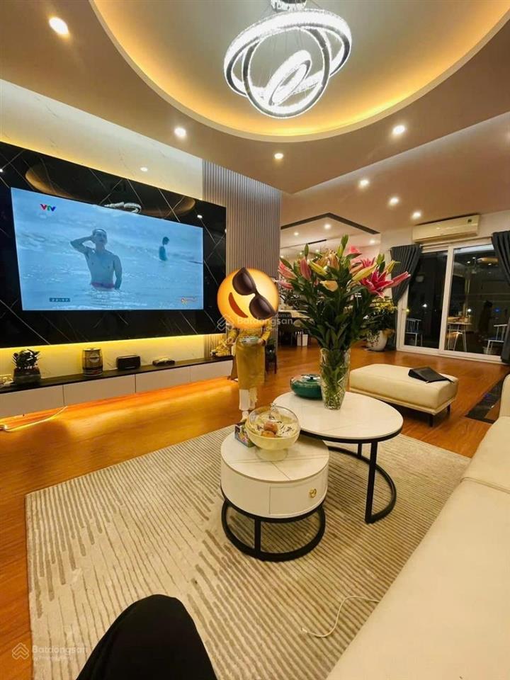 Em chính chủ cần bán nhanh chung cư 105 hpc văn khê ,hà đông,136m2 giá 9ty390, 4 ngủ,chung cư vip