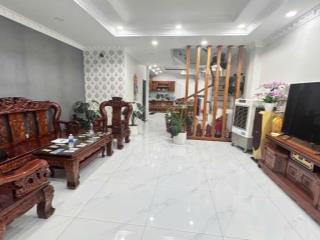 Bán nhà bề thế, mặt tiền, 93m2, hiệp thành, nhỉnh 6 tỷ400tr