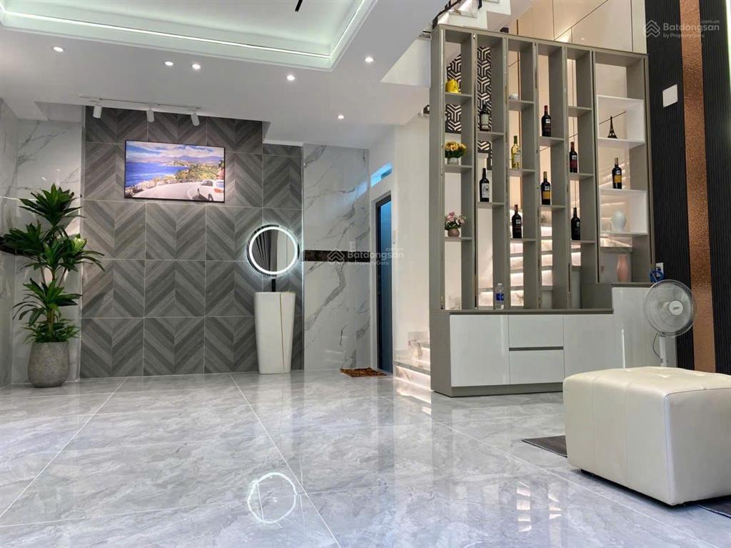 Ban nhakhu bình phú, 4 x 16, 4 tầng btct, sân thượng, 7pn 5wc, tiện kd đa ngành