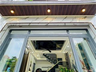 Kẹt tiền bán gấp  giá ngộp, thích quảng đức, p 4, phú nhuận, gần cv gia định, sổ sẵn