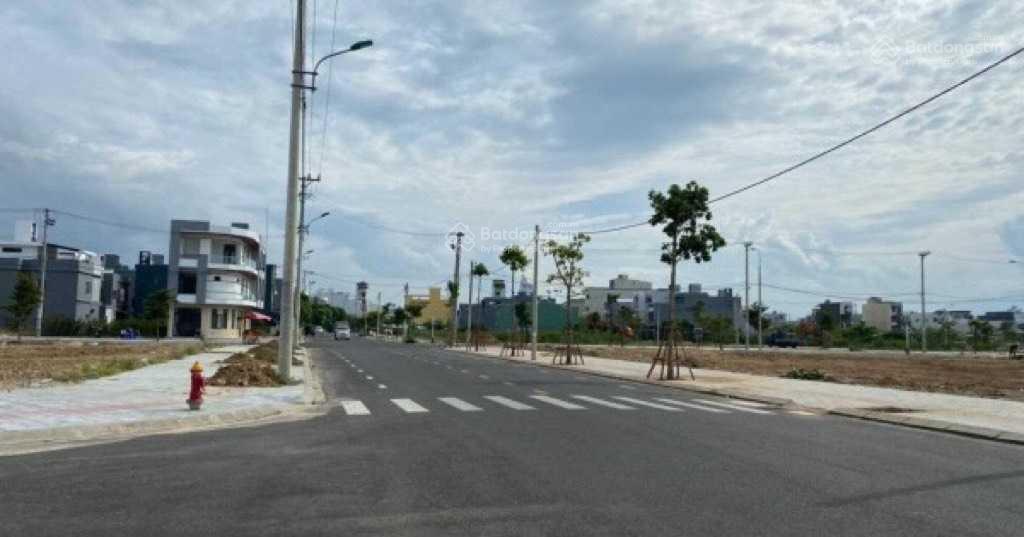 Sở hữu nền đất nằm ở kdc đảo kim cương, quận 9, tiềm năng sinh lời cao, 70m2, giá 2tỷ700, sổ riêng