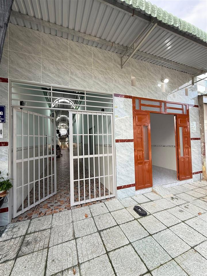 Sang nhượng nhà trọ giá 1 tỷ 5 ngay kcn mỹ phước 3. cách mtđ mỹ phước tân vạn vào 300m, đường 8m