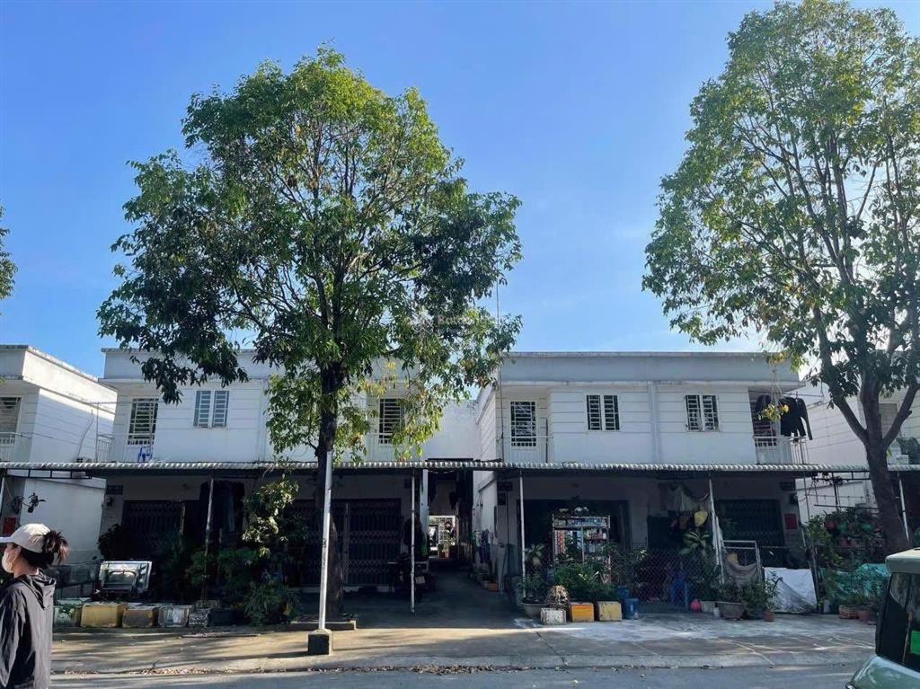 Bỏ ra 800 tr đầu tư dãy trọ ngay kcn becamex bàu bàng thu nhập 15 tr/tháng shr sang tên ngay