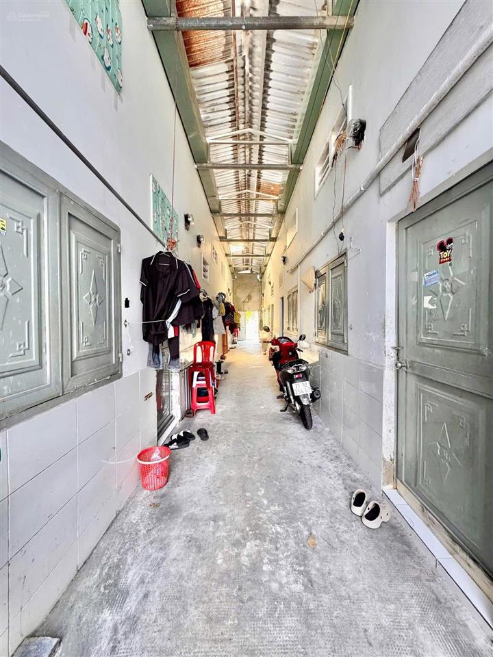 Bỏ ra 800 tr đầu tư dãy trọ ngay kcn becamex bàu bàng thu nhập 15 tr/tháng shr sang tên ngay