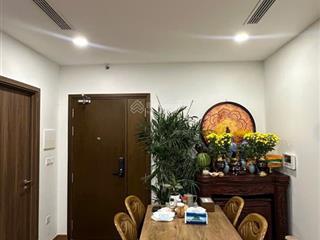 Bán căn hộ eco green quận 7 2pn, full nội thất, sổ hồng riêng, vị trí mặt tiền nguyễn văn linh