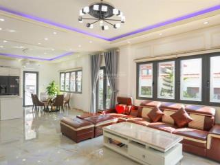 Bán biệt thự nghỉ dưỡng mũi né 400m², vị trí vàng sát biển, nội thất cao cấp, sổ hồng riêng