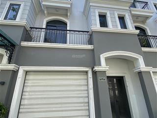 Giá 8tỷ2 hướng đông tại dự án grand bay town house  hùng thắng  hạ long