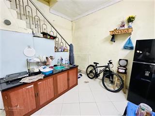 Siêu phẩm lô góc 2 mặt ngõ, sẵn 3 tầng kcbt kiên cố, cách phố khoảng 70m, tầm tiền cực hiếm nhà bán