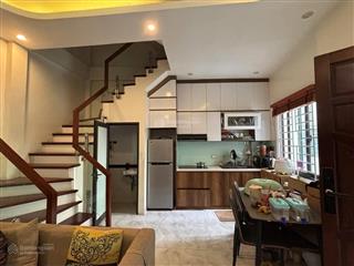 Nhà đẹp, mặt tiền rộng về ở ngay, gần hồ tây . căn nhà nằm trong ngõ xuân la quận tây hồ, khu vực d