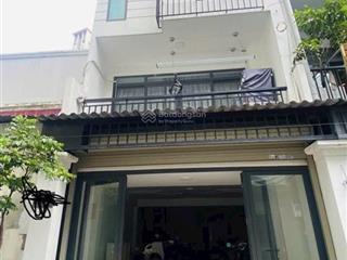 Bán np nguyễn hữu cảnh, 9,8 tỷ, 63m2, 5pn, 5wc, giá siêu hời