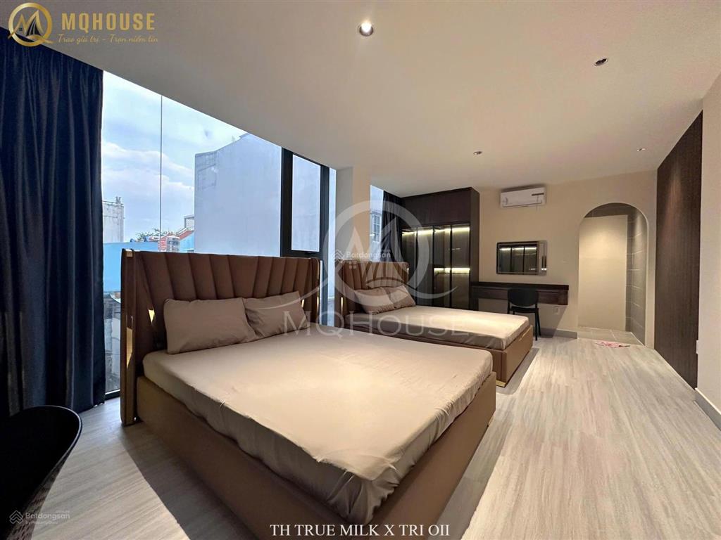 Cho thuê căn hộ 2pn 2wc rộng 200m2 được trang bị full nội thất cao cấp nhất hiện nay