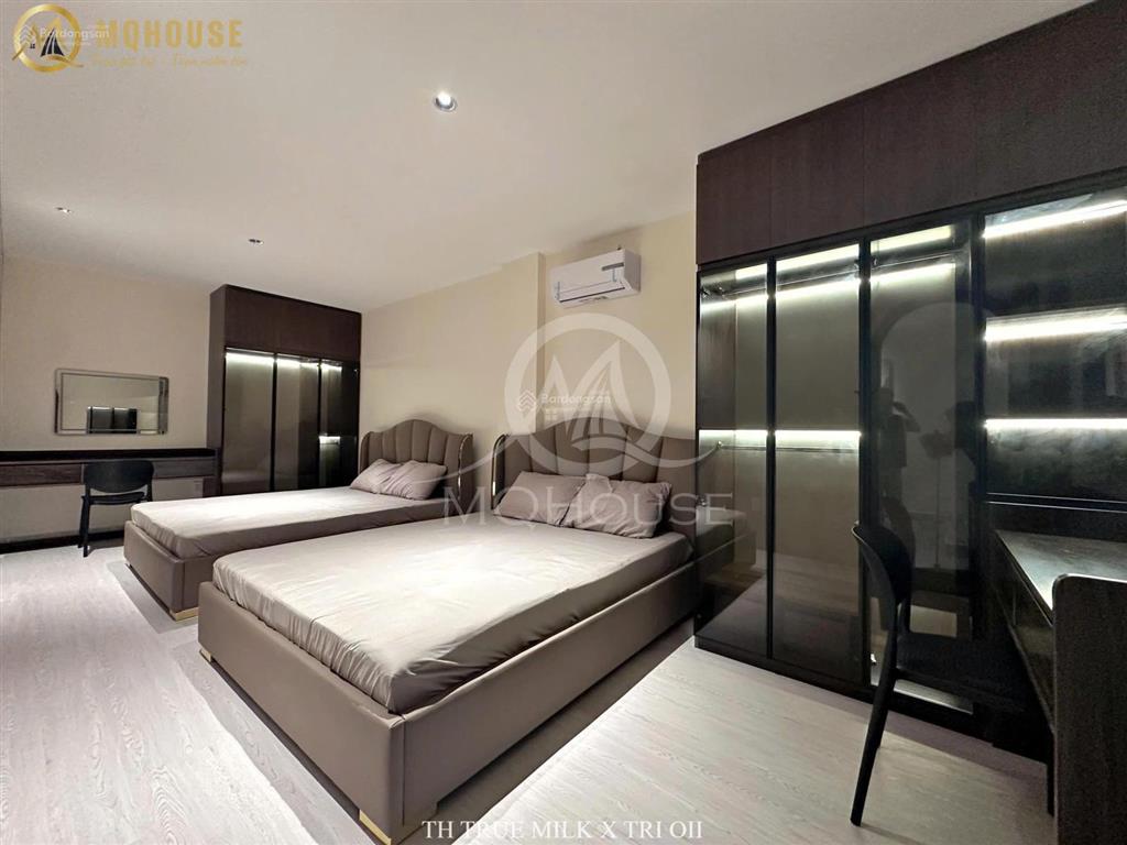 Cho thuê căn hộ 2pn 2wc rộng 200m2 được trang bị full nội thất cao cấp nhất hiện nay