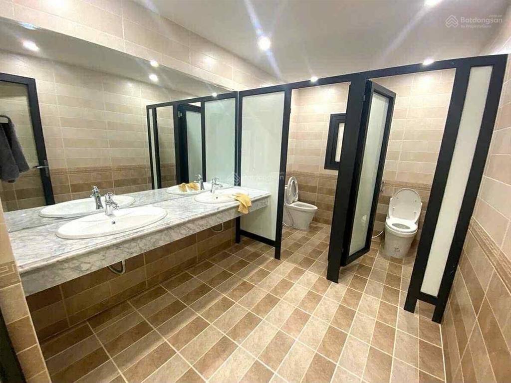 Siêu phẩm building 9 tầng hoành tráng mặt phố thanh xuân  lô góc, dòng tiền 1,8 tỷ / năm