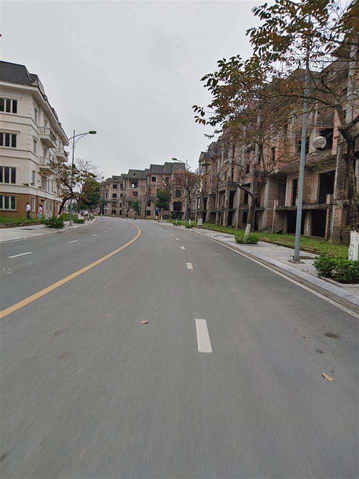 BIỆT THỰ NHÀ VƯỜN 222M2 DÃY NV8 KHU ĐÔ THỊ LIDECO (0915458886)