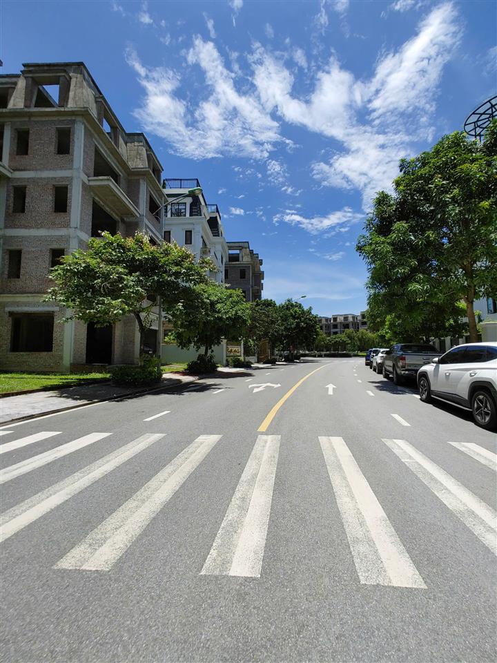 SIÊU PHẨM BIỆT THỰ VIEW HỒ 380M2, DÃY NV23 KĐT LIDECO (0915458886)