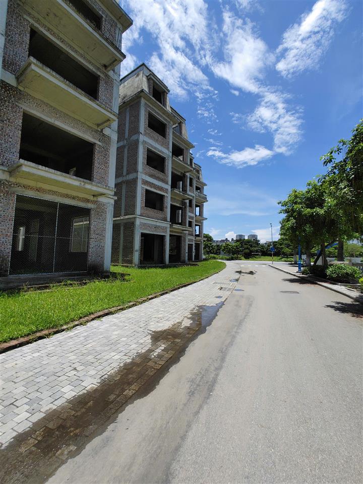 BÁN BIỆT THỰ HAI MẶT ĐƯỜNG, ĐƯỜNG 17M GẦN HỒ ĐIỀU HÒA KĐT LIDECO (0915458886)