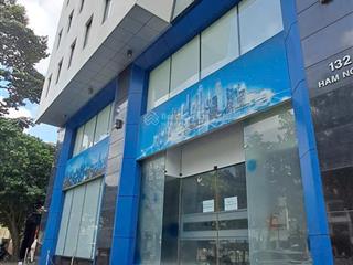 Cho thuê văn phòng tòa nhà trần não dt 180m2 500m2 giá 522.000đ/m2 sàn trống dễ setup