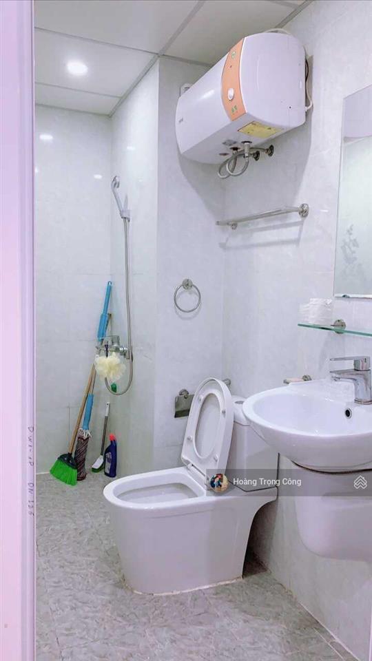 Chủ cần tiền bán nhanh căn 2pn 2wc 73m2 giá 2tỷ350tr, chung cư new life hạ long.  0923 878 ***6