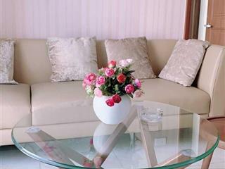 Chủ cần tiền bán nhanh căn 2pn 2wc, 73m2 giá 2tỷ150tr, chung cư new life hạ long.  0923 878 ***