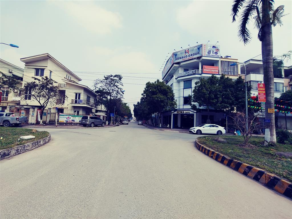 CẦN BÁN LIỀN KỀ TÂN TÂY ĐÔ NẰM GẦN ĐƯỜNG 32 (0915458886)