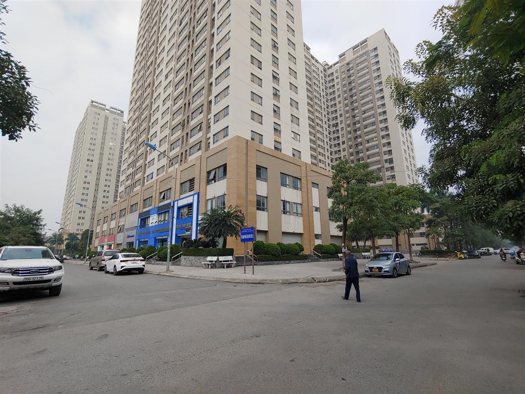 BÁN LIỀN KỀ 4 KĐT TÂN TÂY ĐÔ MẶT ĐƯỜNG 27M (0915458886)