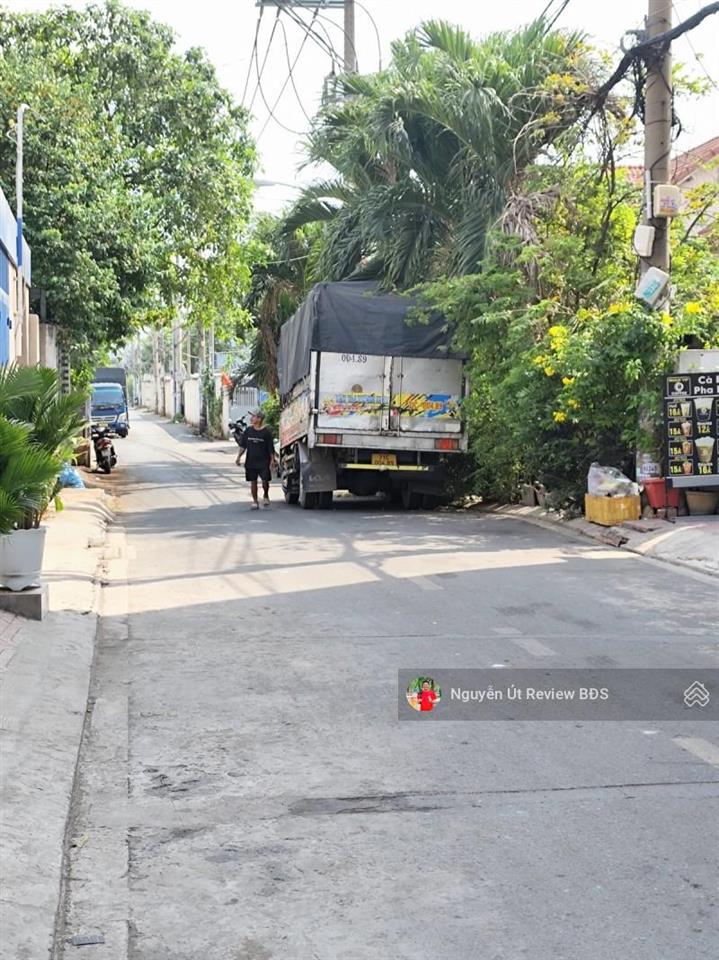 Mặt tiền tương lai  6 tầng thang máy  dòng tiền hơn 20 triệu/tháng , giá 8.2 tỷ