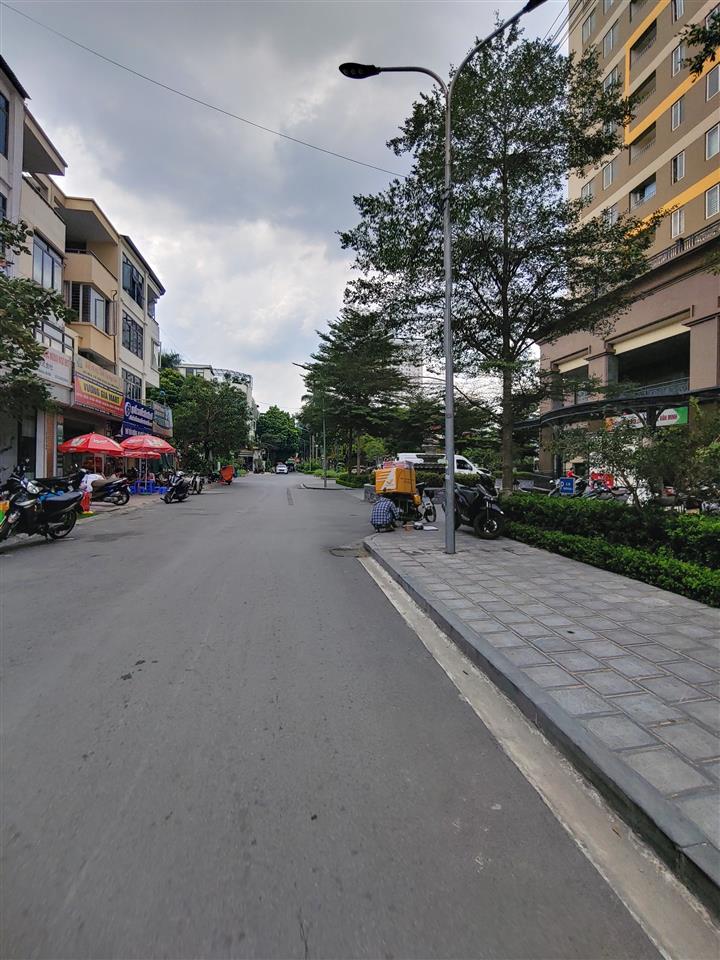 BÁN NHÀ HOÀN THIỆN TÂN TÂY ĐÔ MẶT ĐƯỜNG 39M (0915458886)