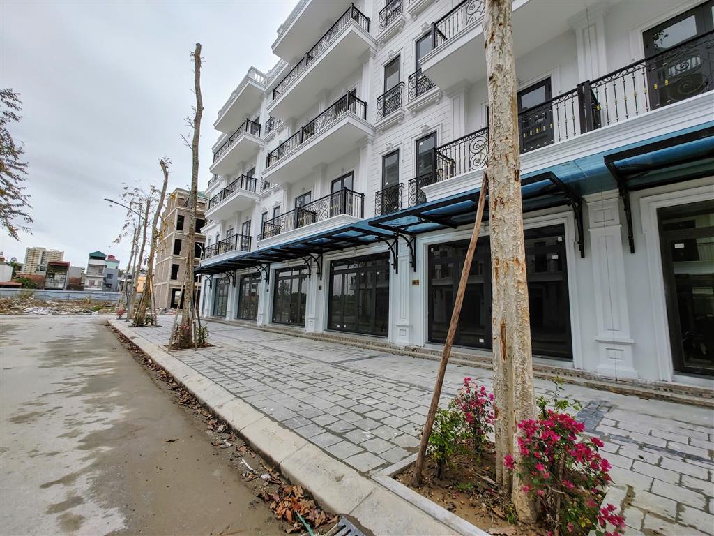 THANH KHOẢN 2 CĂN LK6 ĐƯỜNG 24M ĐÔNG DƯƠNG RESIDENCE – ĐỨC THƯỢNG (0915458886)