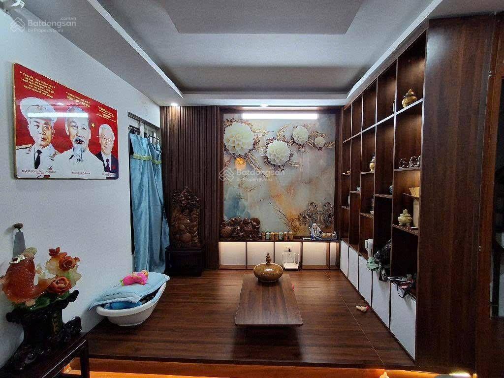 Kim giang.lô góc.nở hậu .ngõ thẳng tắp.30m ra phố.nha đẹp full nội thất.