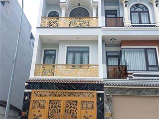 100m2ngang 5m hơn 5 tỷ nhà đẹp 4 tầng vào ở luôn ngay khu dân cư an phú, cách vincom dĩ an 1km.