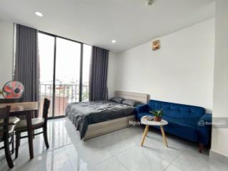 Bán tòa chdv hoàng quốc việt lô góc 50m2*6t, full nội thất, thang máy, pccc, dòng tiền 600tr/năm.