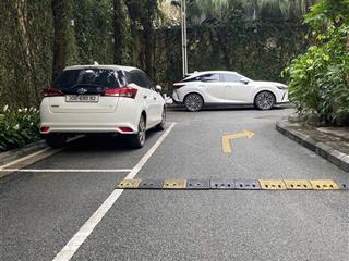 Biệt thự liền kề  phố vip xuân thủy  hàng cực độc  không có căn thứ 2