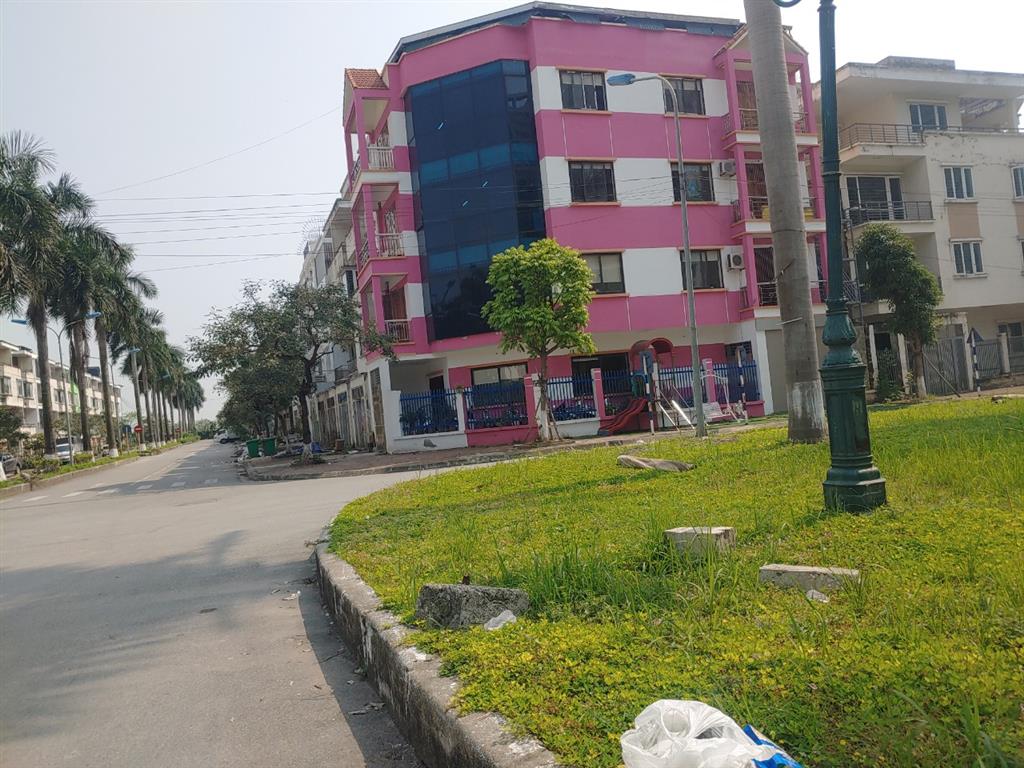 CẦN BÁN LIỀN KỀ 2 NHÀ HOÀN THIỆN 80M2 - KDT TÂN TÂY ĐÔ (0915458886)