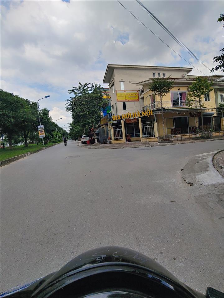 BIỆT THỰ BT2 TÂN TÂY ĐÔ 204M2 HƯỚNG ĐÔNG NAM (0915458886)