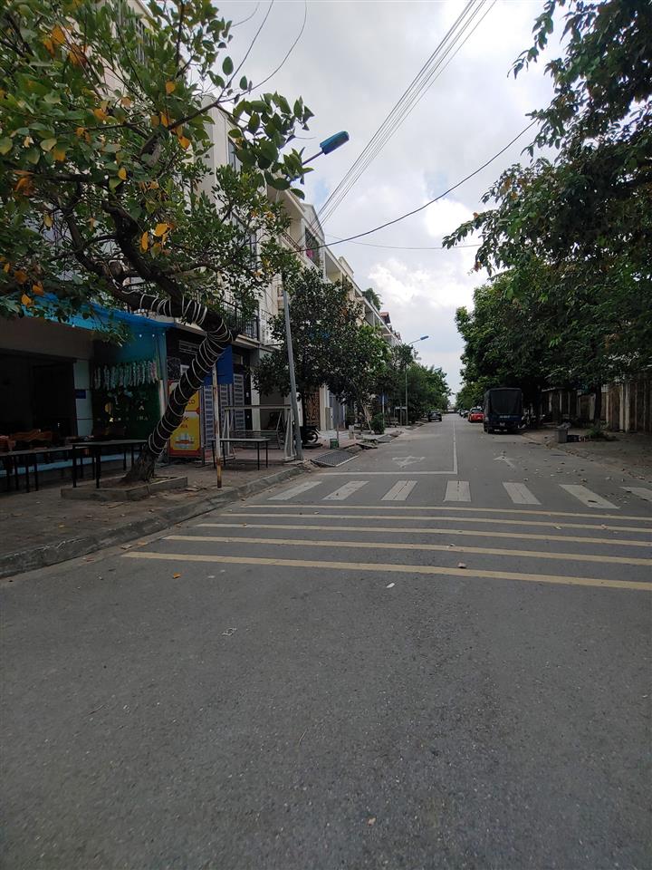 LIỀN KỀ 6 MẶT ĐƯỜNG 39M2 KĐT TÂN TÂY DÔ -THUẬN TIỆN KINH DOANH (0915458886)