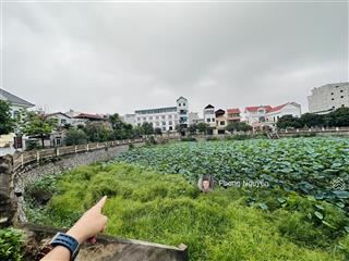 Nhà tây tựu ô tô cất trong nhà  5 tầng lô góc ~4m mặt tiền bãi đỗ xe, view hồ  mới  sổ xịn kqh