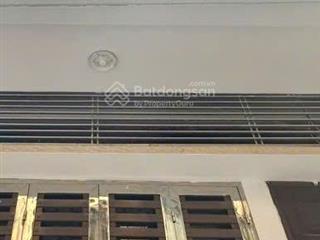 Bán gấp xuân thủy 36m x 6t 4 ngủ khép kín gần phố 7 tỷ hơn.