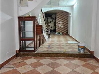 Cho thuê nhà kinh doanh và ở 4 tầng, số 53 ngõ 67 phố thái thịnh, cách phố thái thịnh 100m