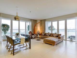 Chính chủ bán căn 2pn đảo kim cương  view sông, sổ sẵn, full nội thất, vào ở ngay