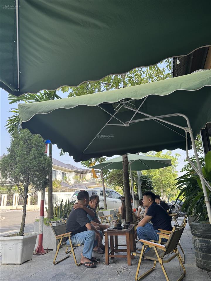 Chính chủ tôi cần bán vài lô vinaconex phổ yên trước tết giá tốt nhất khu vực. dt 100m2 mt 5m