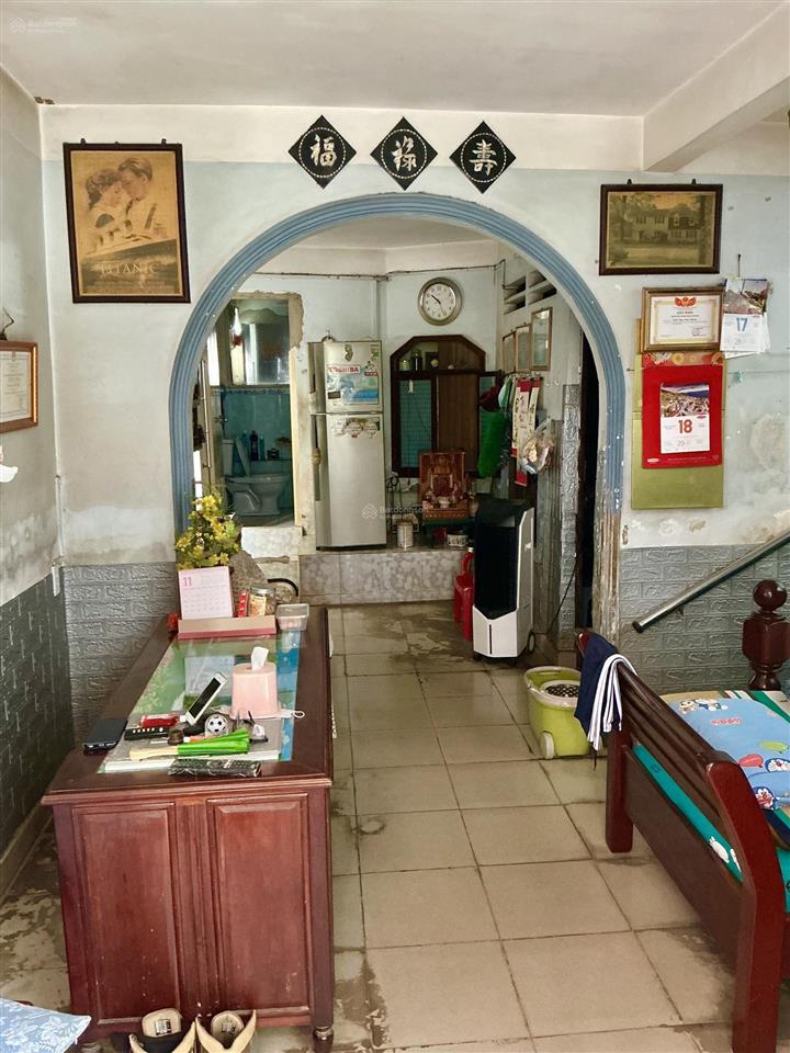 Bán nhà 3 tầng, chỉ 6,2tỷ dt 6,5x19,5m  100m2 mt đường số 7, hbp ql13, ô tô tránh