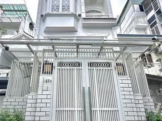 Bán nhà gấp giảm 600tr huỳnh văn bánh q phú nhuận. giá 7tỷ5. dt 70m2. hẻm xh