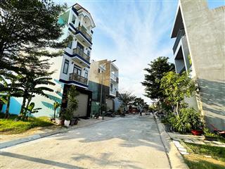 Bán lô đất tại đ. vườn lài, apđ, quận 12 giá 3,3 tỷ, dt 80m2, sổ hồng riêng, đường 10m, thổ cư full