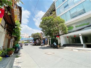 Nhà mặt tiền 5.5m đối diện công viên lê thị riêng, quận 3, hơn 130m2 vài bước ra cmt8