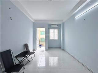 Căn hộ bancol không nội thất thoả sức decor, nhà mới 100%, làm văn phòng nhỏ, ngay bắc hải q10