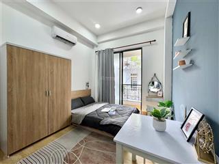 Cho thuê căn hộ bancol thang máy thiết kế luxury, rộng 30m2, 3 người 3 xe, gần đại học kinh tế
