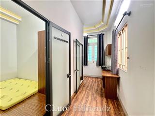 Cho thuê căn hộ 2 phòng ngủ, full nội thất, 4 người 3 xe, rộng 45m2, gần đại học bách khoa q10